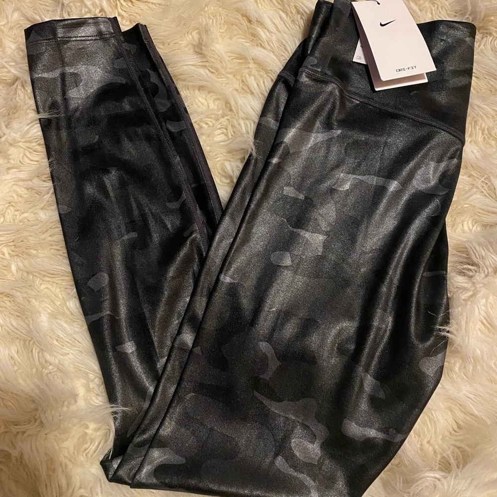 Nike One Leggings